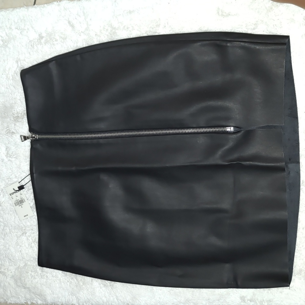 Leather skirt